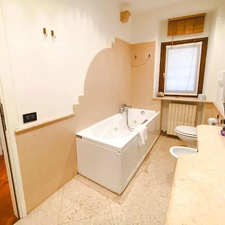 Apartment Fontanelle Terrace House Verona